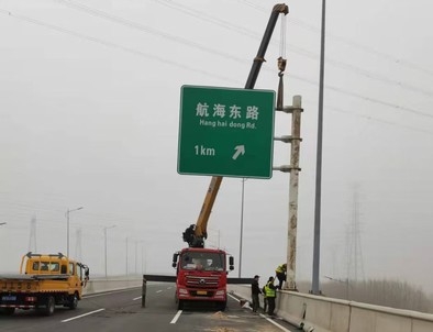 抚州抚州悬臂式交通标志杆